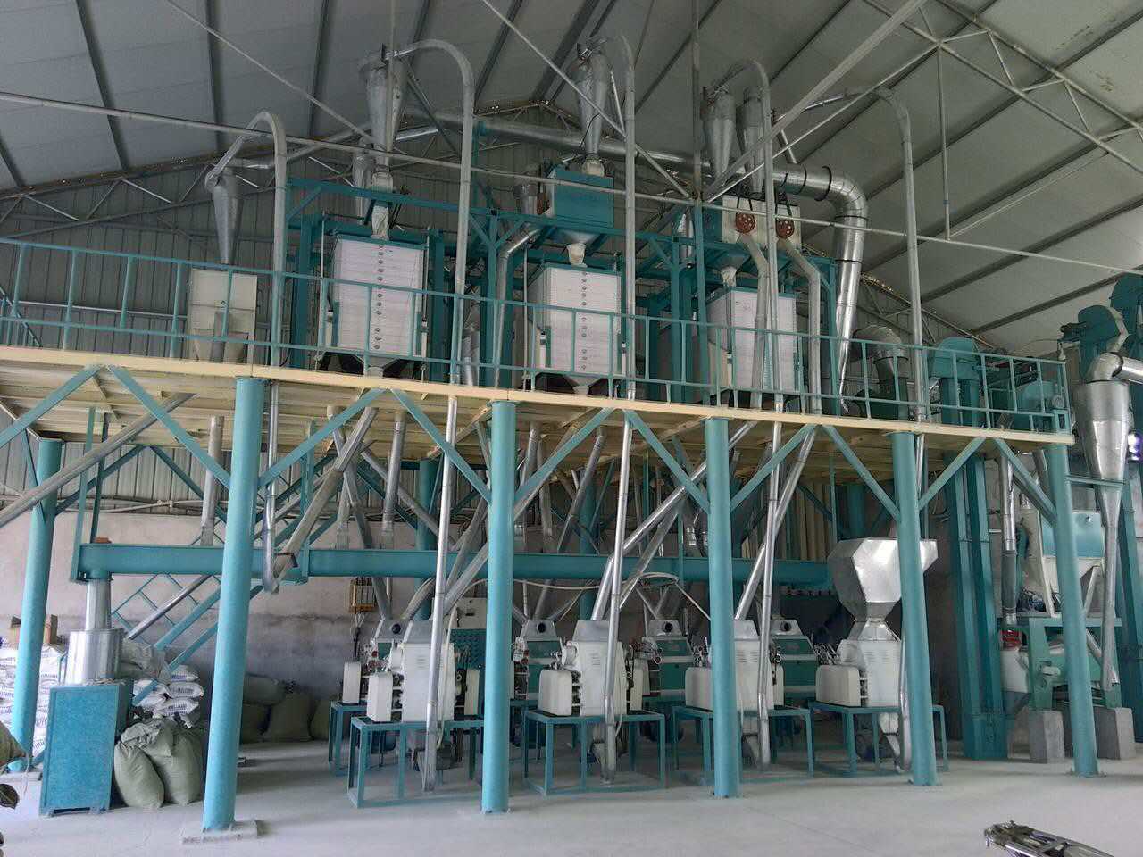 產(chǎn)品名稱：40噸面粉機(jī)組
產(chǎn)品型號(hào)：
產(chǎn)品規(guī)格：